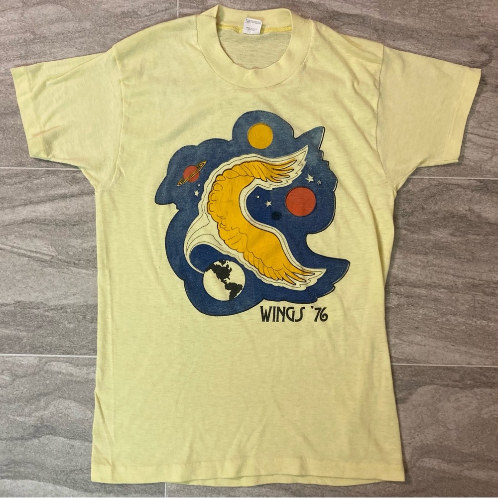 RARE VTG 1976 Wings Paul McCartney Original Concert Tour T Shirt Sz M Yellow